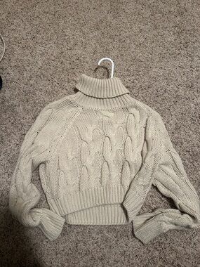 Abercrombie & Fitch Cable Knit Turtleneck Sweater - Cream